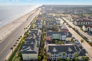 7000 Seawall Blvd, Galveston, TX 77551 - Photo 45