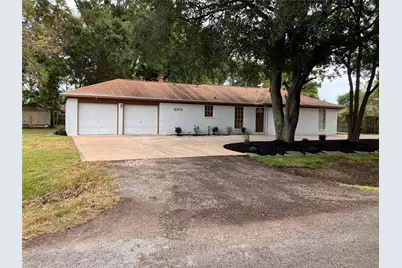 2301 Williams Drive, La Marque, TX 77568 - Photo 3