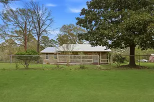 402 Anderson Rd, Livingston, TX 77351 - Photo 5