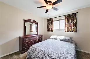 9202 Benning Dr, Houston, TX 77031 - Photo 27