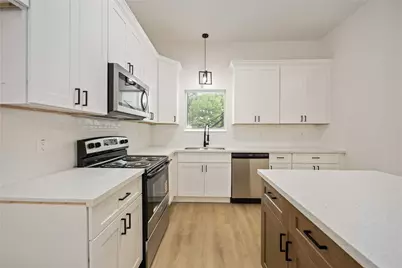 309 Massachusetts #A, Houston, TX 77029 - Photo 9