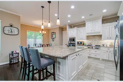 314 Martin Luther King Street S, Ames, TX 77575 - Photo 7