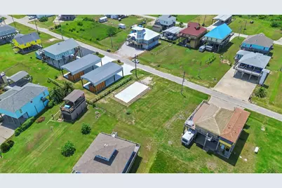 904 Salt Cedar Lane, Port Bolivar, TX 77650 - Photo 11