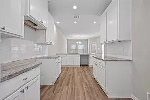 24715 Lago Bay Ln, Houston, TX 77336 - Photo 15