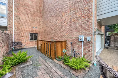 5450 John Dreaper Drive, Houston, TX 77056 - Photo 31