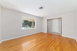 11426 Endicott Ln, Houston, TX 77035 - Photo 9