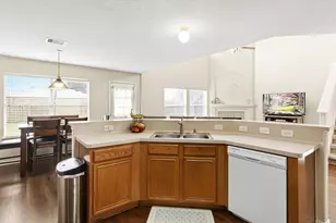 20214 Ribbonwood Point Ct, Tomball, TX 77375 - Photo 7