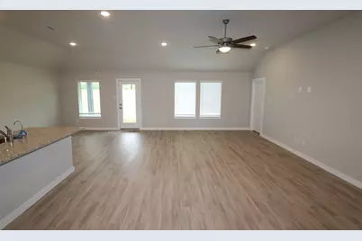 4989 Perennial Lane, La Marque, TX 77568 - Photo 7