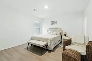 379 Jewett Meadow Dr, Magnolia, TX 77354 - Photo 9