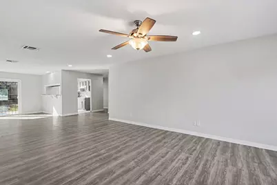 8754 Guinevere Street, Houston, TX 77029 - Photo 5