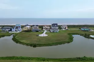 709 Nick Ln, Galveston, TX 77650 - Photo 1