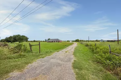 1240 Schumann Road, Bellville, TX 77418 - Photo 33