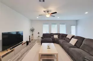 10415 Hadley Pk Trl, Houston, TX 77051 - Photo 13