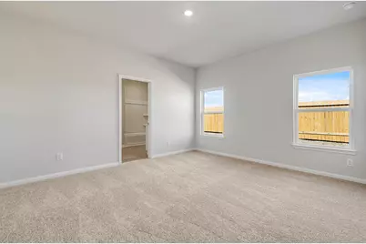 8207 Burnt Orchid Drive, Houston, TX 77016 - Photo 11
