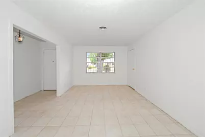 7122 Tanager Street, Houston, TX 77074 - Photo 9