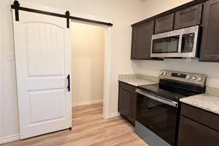 512 Adley Ave, Copperas Cove, TX 76522 - Photo 11