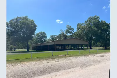 204 Knottypine, Livingston, TX 77351 - Photo 23