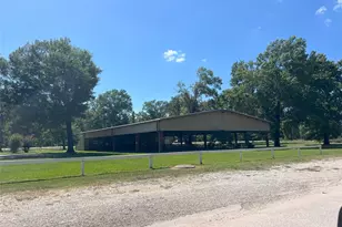 204 Knottypine, Livingston, TX 77351 - Photo 23