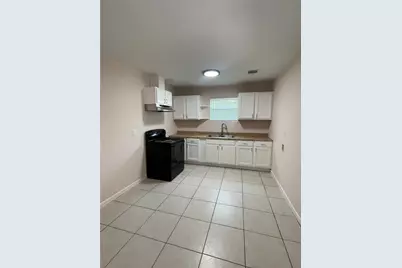 1103 Westford Street #1/2, Houston, TX 77022 - Photo 3
