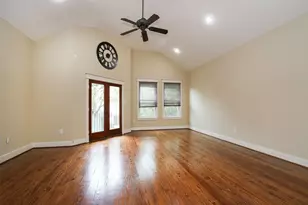 5006 Blossom St, Houston, TX 77007 - Photo 13