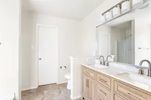 1606 Wooded Acres Dr, Humble, TX 77396 - Photo 33