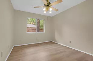 25 N Deerfoot Cir, Spring, TX 77380 - Photo 17