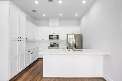 2924 Leeland Street, Houston, TX 77003 - Photo 9