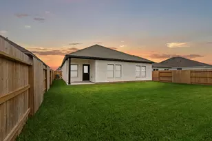 1942 Stargazer Ln, Angleton, TX 77515 - Photo 19