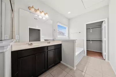 13427 Hawick Terrace Lane, Houston, TX 77048 - Photo 7
