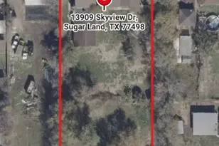 13909 Skyview Dr, Sugar Land, TX 77498 - Photo 3