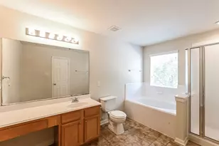 8131 Barnes Ridge Ln, Houston, TX 77072 - Photo 11