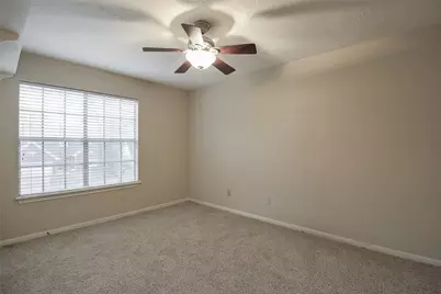 3215 Shady Maple Court, Houston, TX 77339 - Photo 15