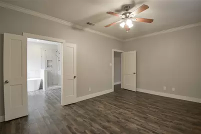 3215 Shady Maple Court, Houston, TX 77339 - Photo 11