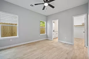 4506 Phlox St, Houston, TX 77051 - Photo 7