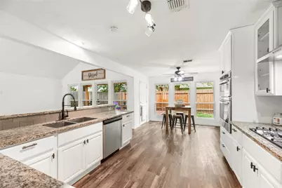 15511 Tumbling Rapids Drive, Houston, TX 77084 - Photo 9