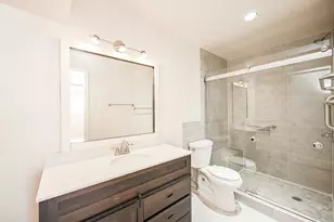 5230 Arboles Dr, Houston, TX 77035 - Photo 13