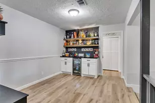 15102 Rolling Oaks Dr, Houston, TX 77070 - Photo 3