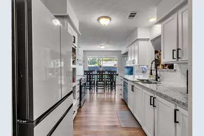 15102 Rolling Oaks Drive, Houston, TX 77070 - Photo 11