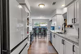 15102 Rolling Oaks Dr, Houston, TX 77070 - Photo 11