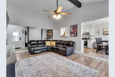 15102 Rolling Oaks Drive, Houston, TX 77070 - Photo 7