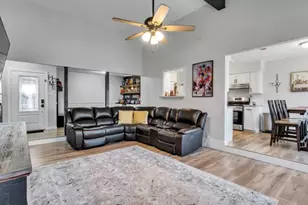 15102 Rolling Oaks Dr, Houston, TX 77070 - Photo 7