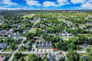 4407 Mallow St, Houston, TX 77051 - Photo 33
