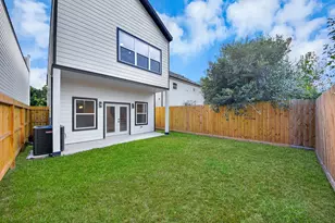 4407 Mallow St, Houston, TX 77051 - Photo 27