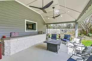 5002 Natural Bridge Dr, Kingwood, TX 77345 - Photo 5