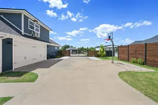 831 Mimosa Ln, Franklin, TX 77856 - Photo 3