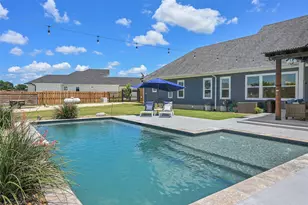 831 Mimosa Ln, Franklin, TX 77856 - Photo 33