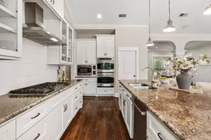 1321 Chamboard Ln, Houston, TX 77018 - Photo 17