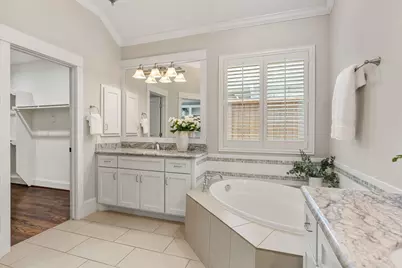 1321 Chamboard Lane, Houston, TX 77018 - Photo 27
