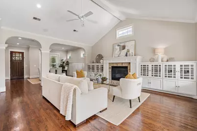 1321 Chamboard Lane, Houston, TX 77018 - Photo 11