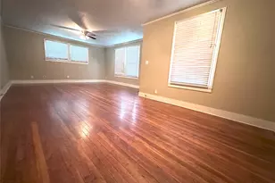 502 E Church St, El Campo, TX 77437 - Photo 3